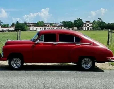 Auto clásico en Cuba Chevrolet de Luxe 1950 Torpedo