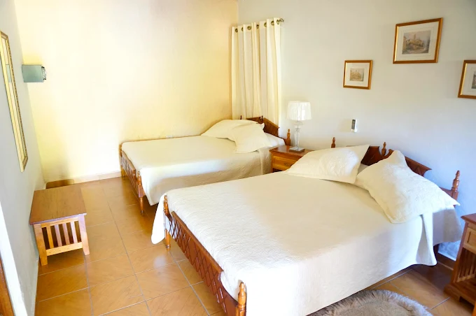 Viñales, Pinar del Rio, Cuba. Casa Naveda es una magnifica elección para quienes visitan Viñales ya que ofrece un ambiente romántico y acogedor.. Reservas online, Casa Naveda, Cabaña Espacial.
