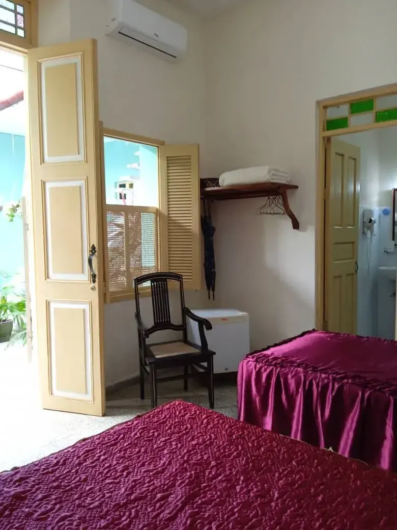 Hostal Los Lirios Habitación 3