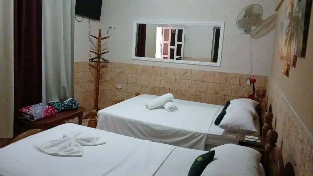 Hostal Enrique y Dalia Room 6