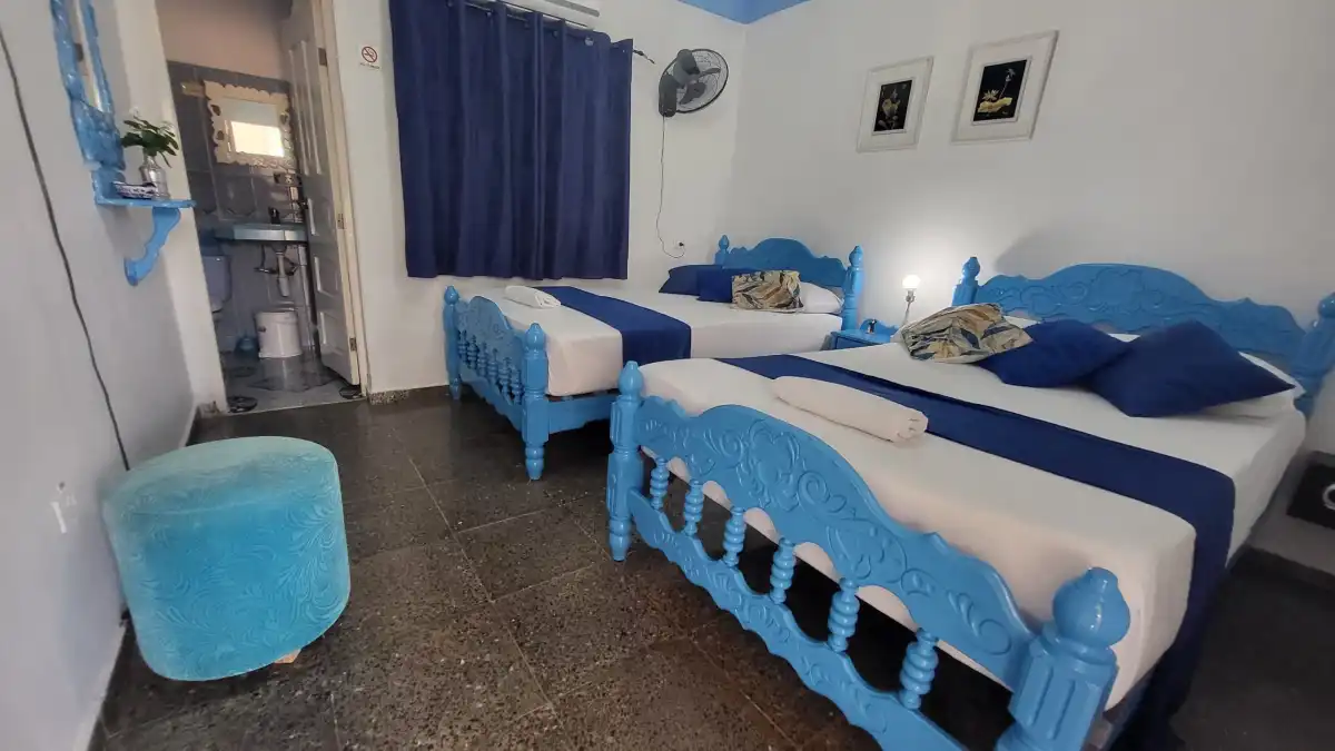 Calle Adela Azcuy Norte No 2A, Vinales Pinar del Río, Cuba. Encantador lugar para hospedarte y disfrutar de su esperiencia en Viñales. Reservas online, Villa Paradiso Marilin y Yuri H Verde.