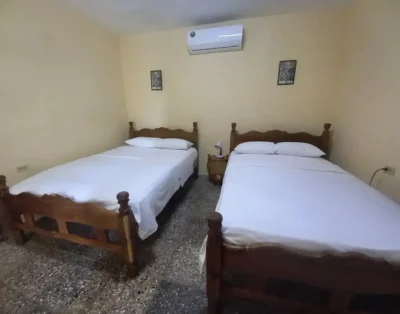 Casa Edel en Viñales & Wifi Free + Solar Panel Kit