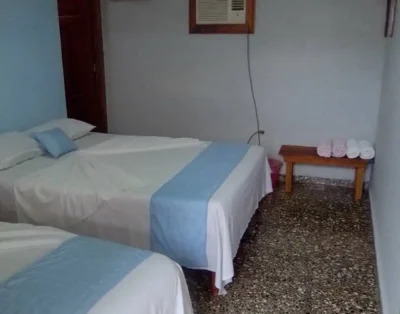 El Almendro Maritza y Omar 1 Room