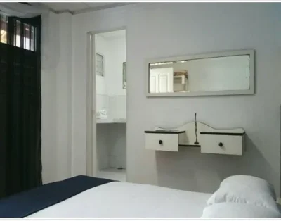 Hostal Narciso B&B