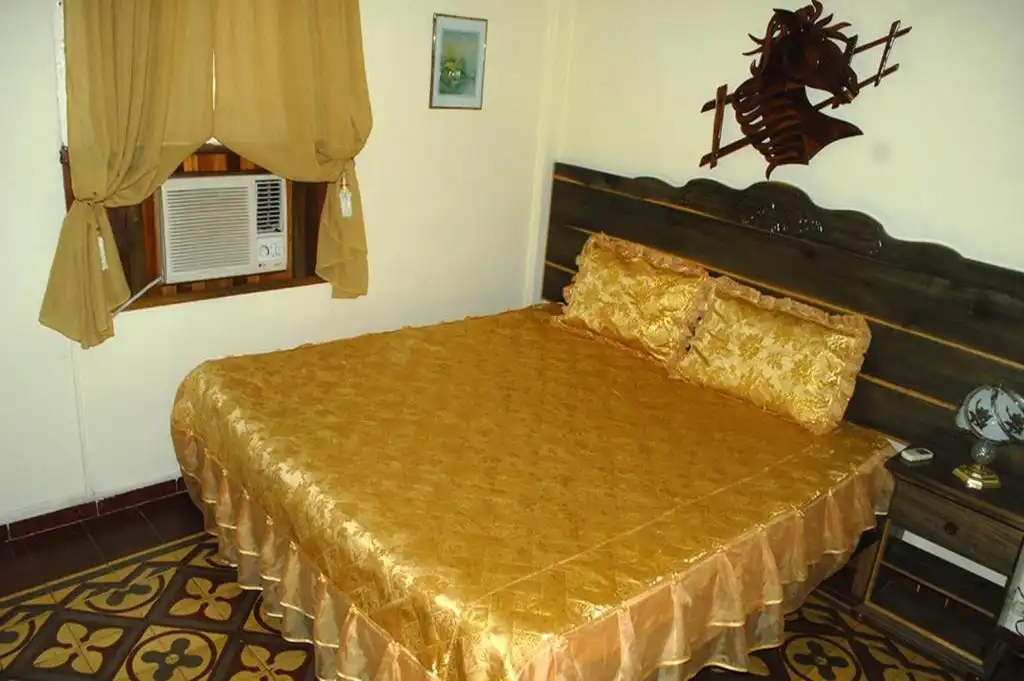 Casa Ana Elbis