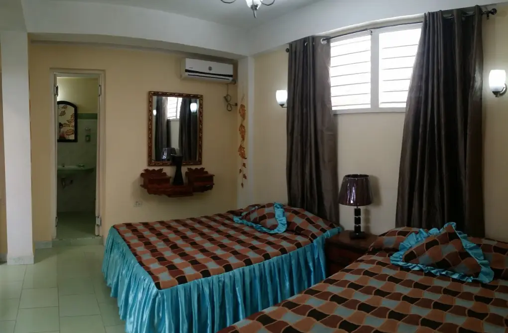 HOSTAL GIRASOL, Room 2