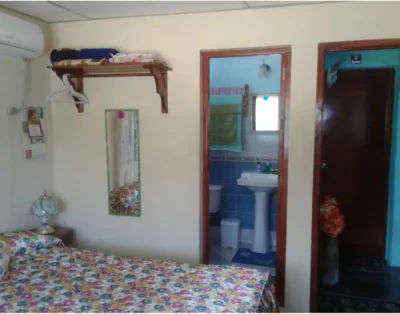 Hostal Casa Cocodrilo, (Room 2)