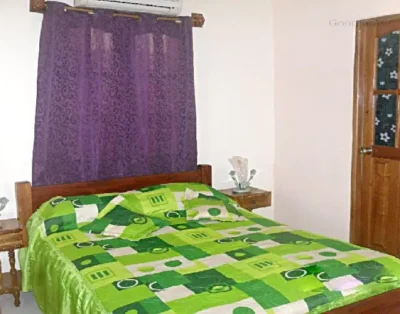 Hostal La Playita, (Room 2)