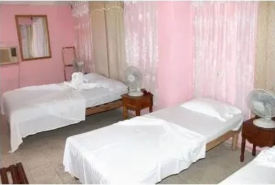 Hostal Alicia y Miguel, (Room. 1)