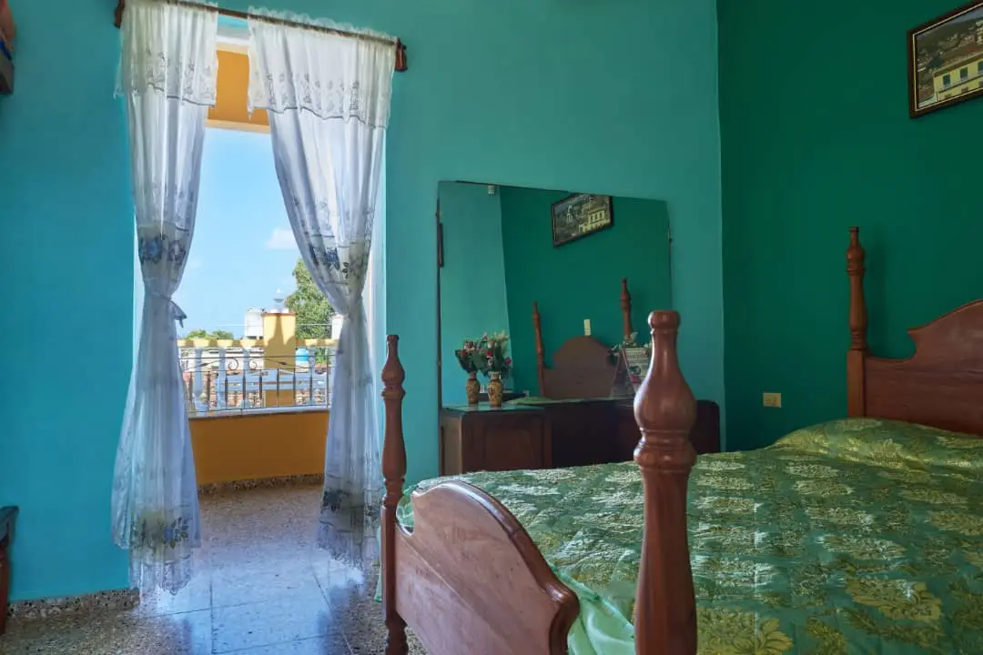 En Trinidad. Cuba. 62600, ubicada muy cerca de los atractivos turísticos de la Ciudad, las habitaciones disponen de todas las condiciones, Te esperamos, visítanos descubre todos los servicio que te esperan. Las ofertas particulares mejor calificadas en Cuba.