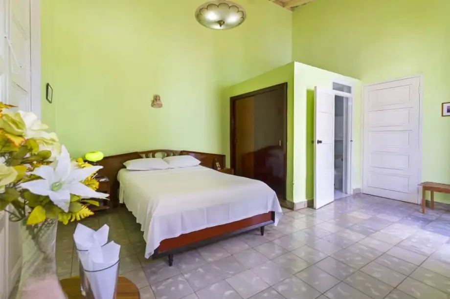 En Otros servicios como Wi fi son conocidos a su arribo, así como la colaboración para moverse en los sitios más importantes y de interés turístico de la villa., Te esperamos, visítanos descubre todos los servicio que te esperan. . Las ofertas particulares mejor calificadas en Cuba.