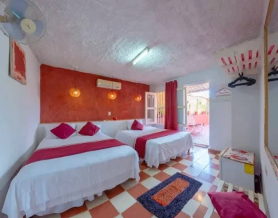 Hostal La Casa Roja